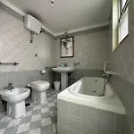 Palazzo Dei Pavoni Apartamento Bríndisi