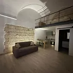 Palazzo Dei Pavoni Apartamento Bríndisi