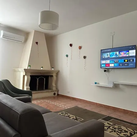 Palazzo Dei Pavoni * 布林迪西