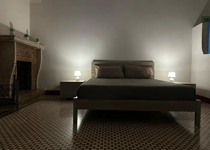 Palazzo Dei Pavoni Apartment Brindisi